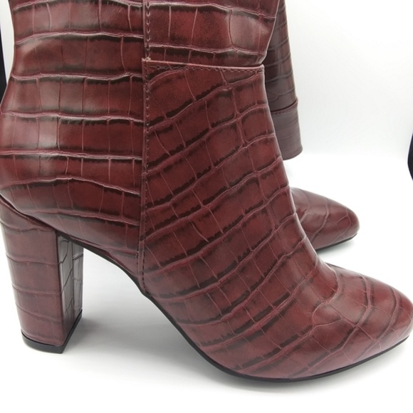 Jones New York Nina Burgundy Red Crocodile Boots - Picture 5 of 7